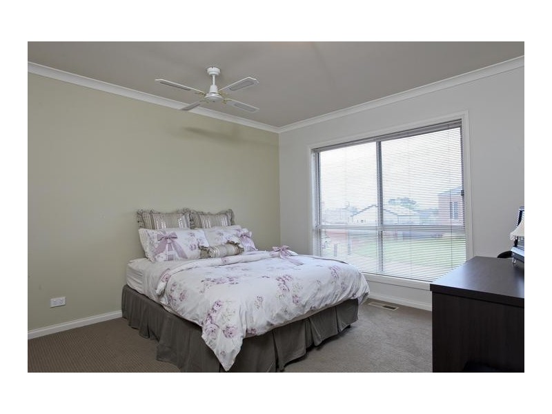 21 Jerribong Way, Kangaroo Flat VIC 3555