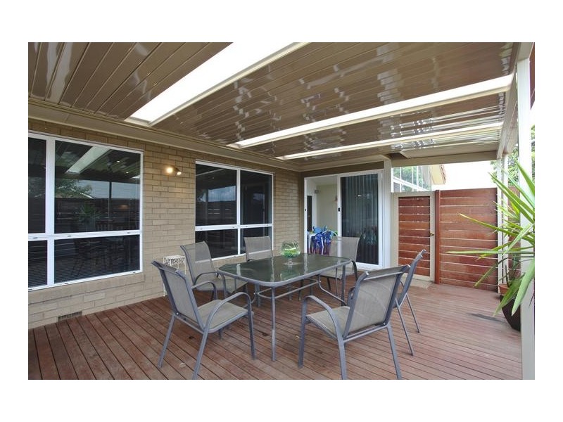 21 Jerribong Way, Kangaroo Flat VIC 3555