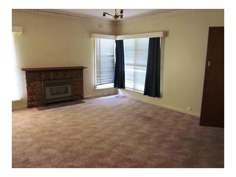 12 Cahill, White Hills VIC 3550