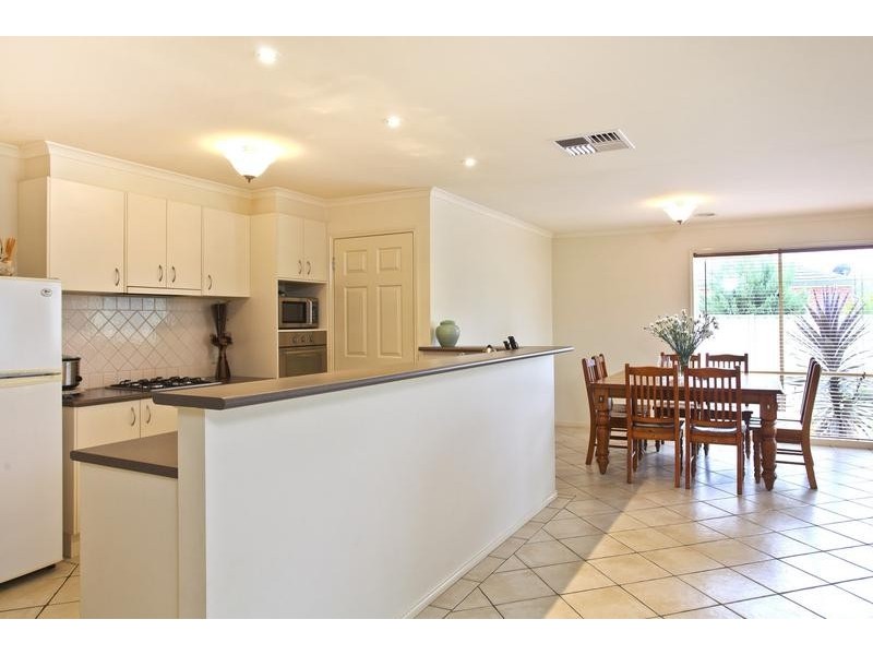 71 Arthurs Crescent, Strathfieldsaye VIC 3551