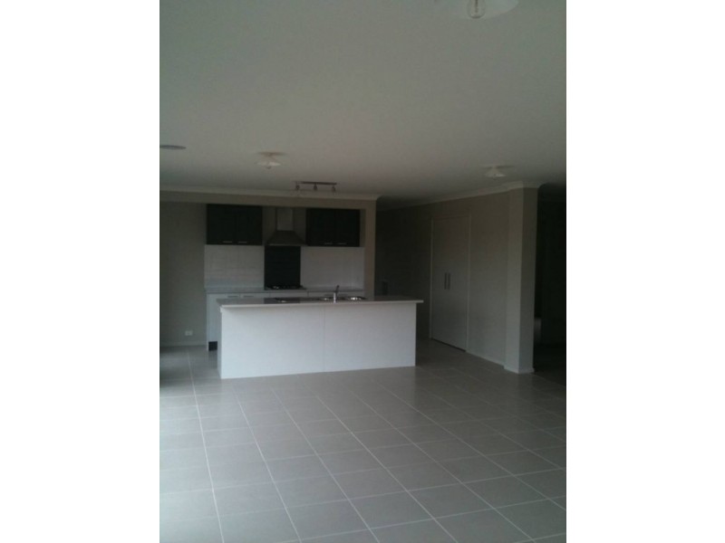 122 Aspinall Street, Golden Square VIC 3555