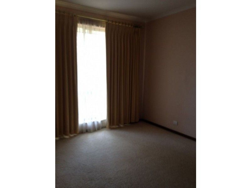 2/1 Ironbark Court, Strathdale VIC 3550