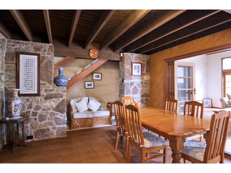 90 Carcoola Drive, Kangaroo Flat VIC 3555