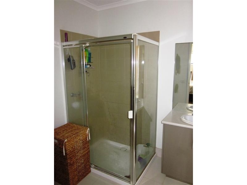 24 Waterview Drive, White Hills VIC 3550