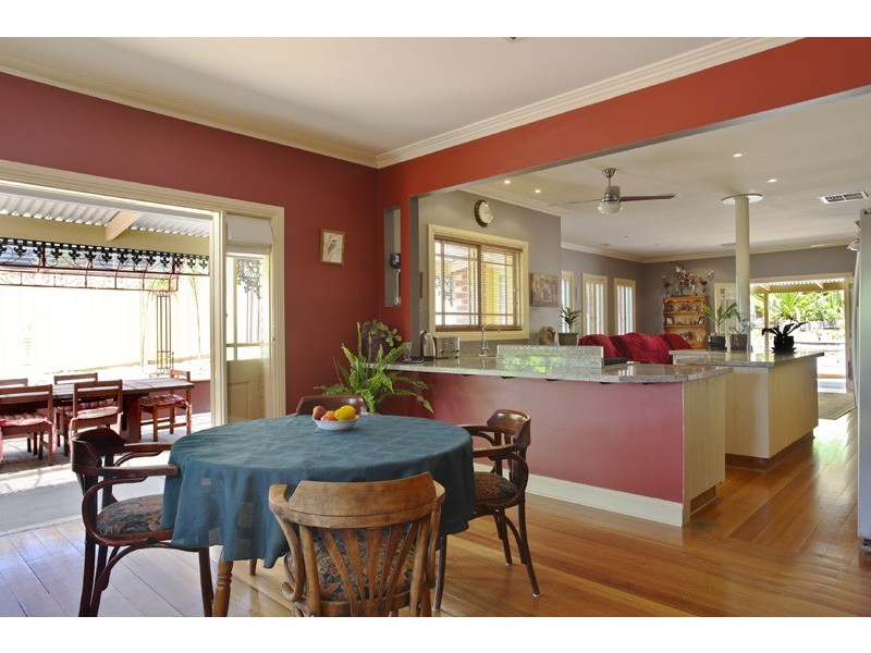 19 Horace Street, Quarry Hill VIC 3550