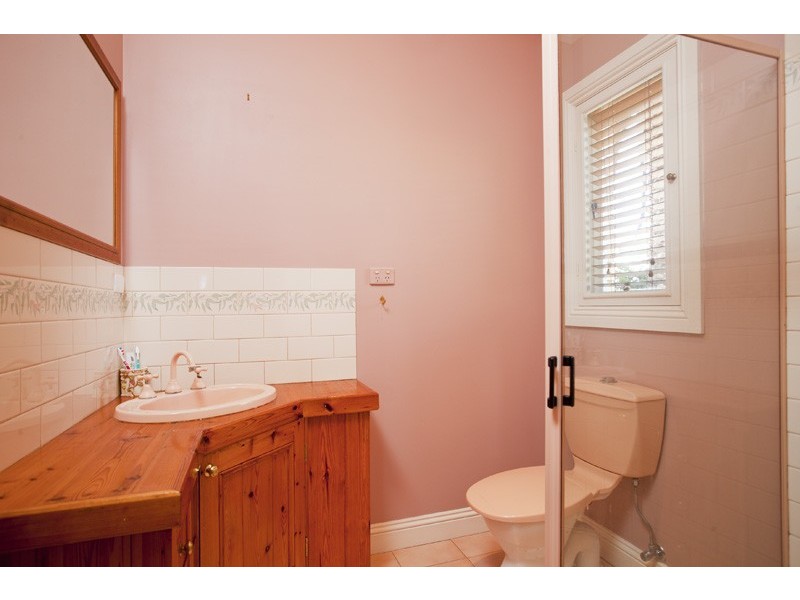 19 Horace Street, Quarry Hill VIC 3550