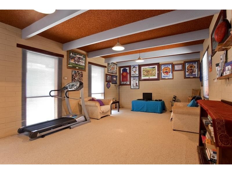 94 Binks Road, Junortoun VIC 3551