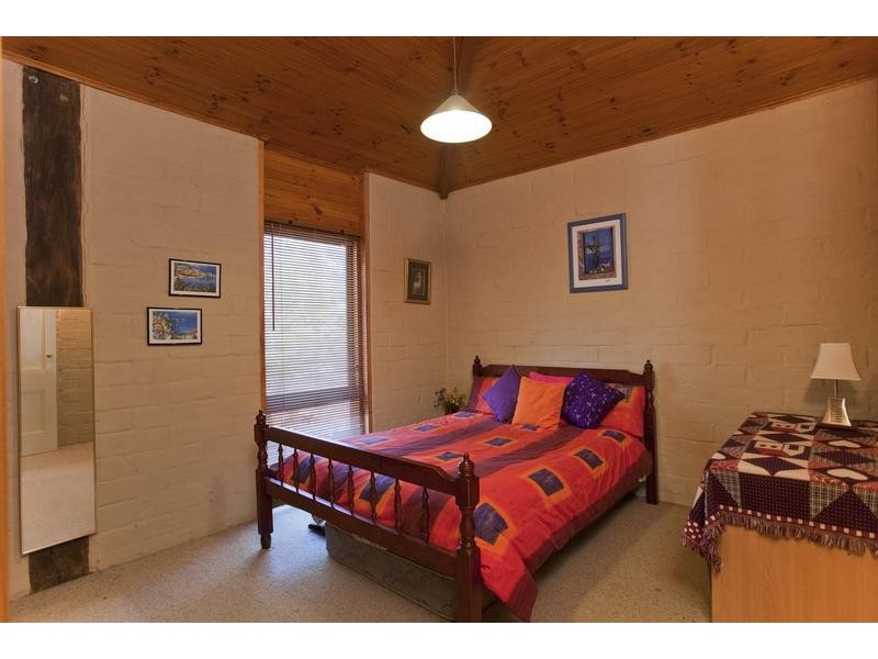 94 Binks Road, Junortoun VIC 3551