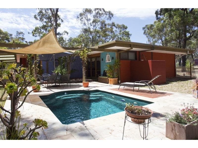 94 Binks Road, Junortoun VIC 3551