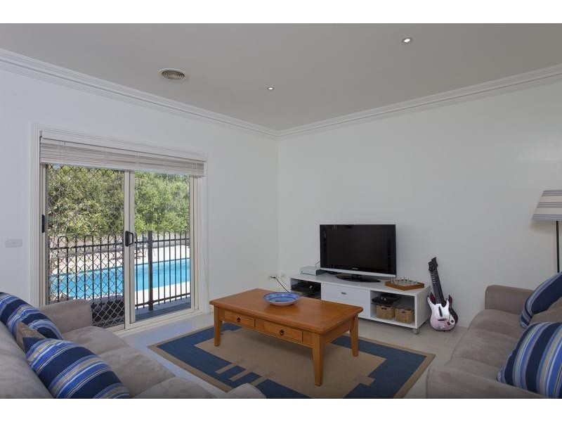 14 Adelle Court, Strathdale VIC 3550
