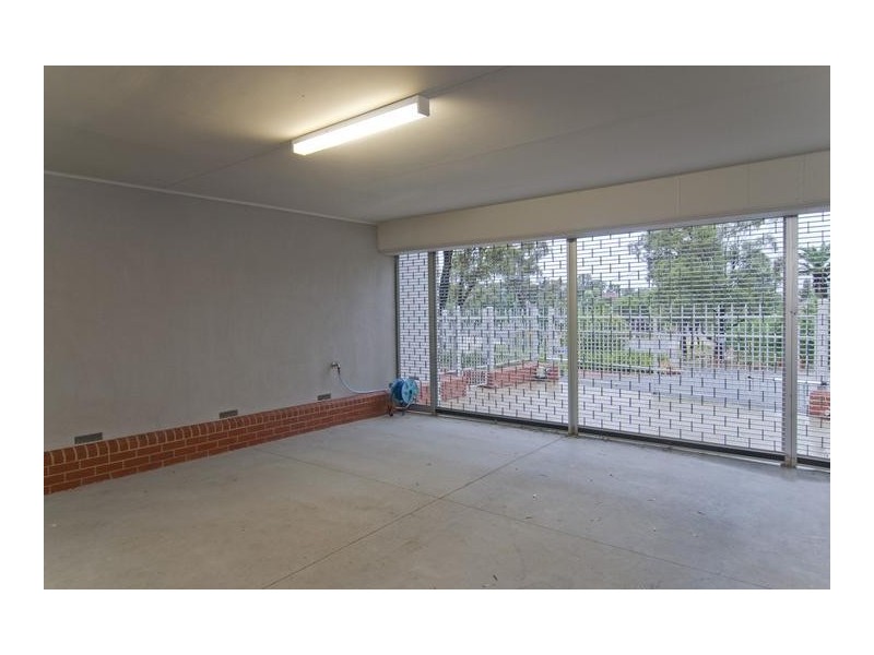 12 Edwards Road, Kennington VIC 3550