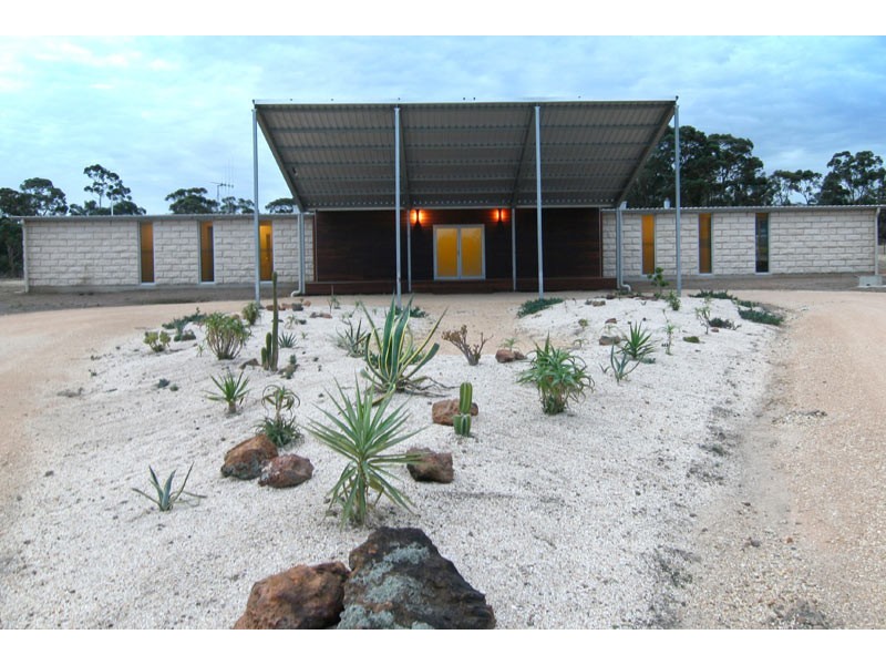 22 Dino Court, Junortoun VIC 3551
