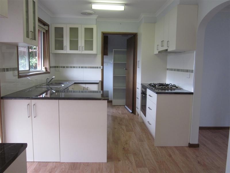 2/5 James Street, Strathdale VIC 3550