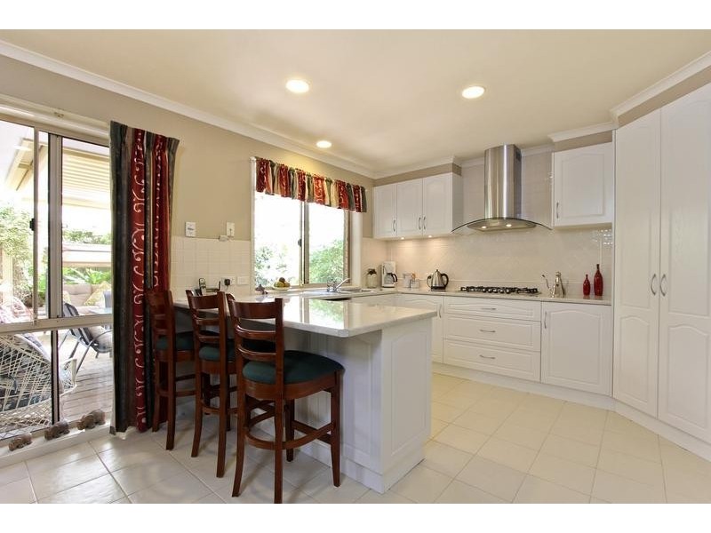 2 Tabitha Court, Golden Square VIC 3555