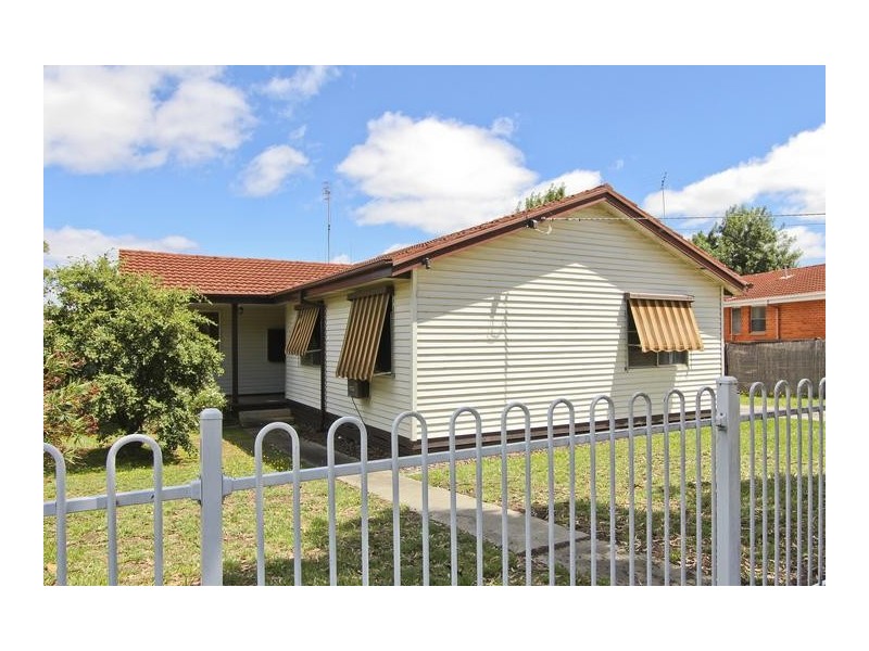 6 Bren Street, Kennington VIC 3550