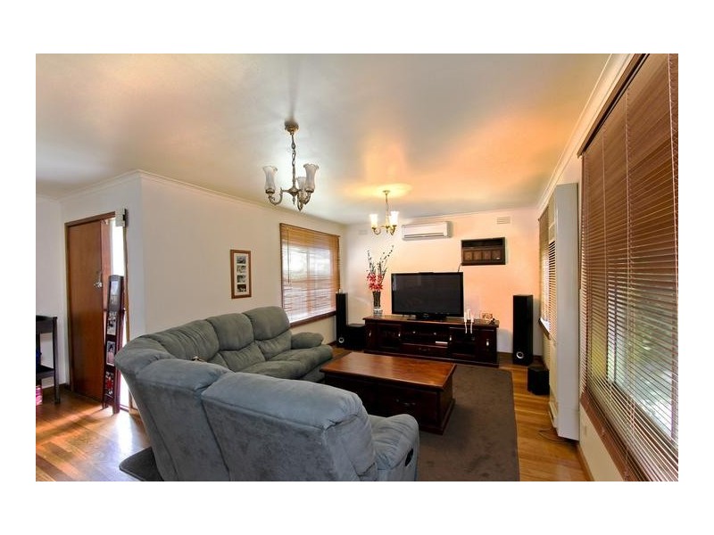 6 Bren Street, Kennington VIC 3550