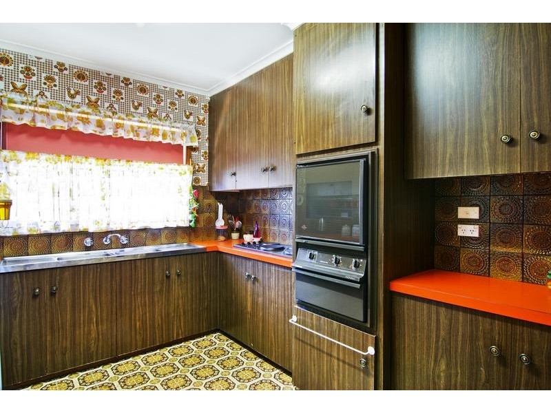 25 Wireless Street, Kangaroo Flat VIC 3555