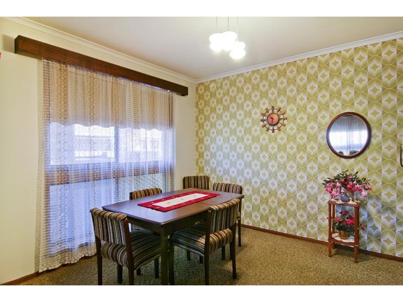 25 Wireless Street, Kangaroo Flat VIC 3555