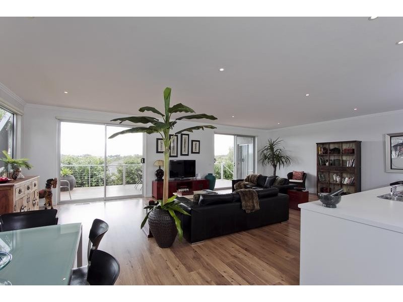3 The Little Terrace, Kennington VIC 3550