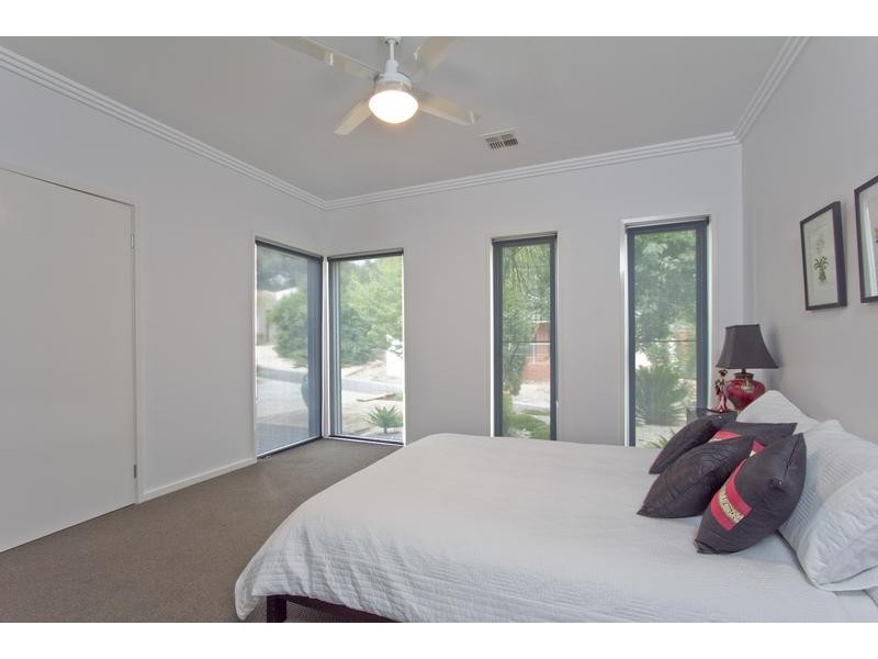 3 The Little Terrace, Kennington VIC 3550