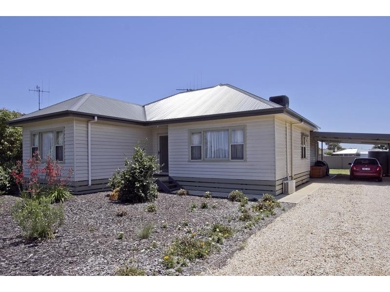 30 Taylor Street, Epsom VIC 3551