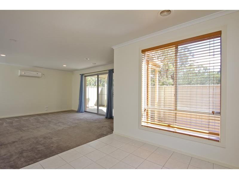 6 Mias Way, Epsom VIC 3551