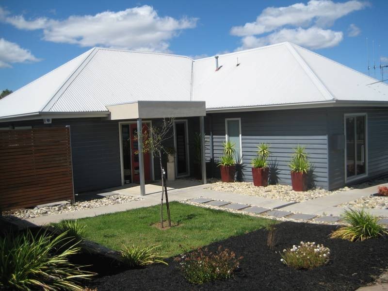 2A Emmett Street, Golden Square VIC 3555
