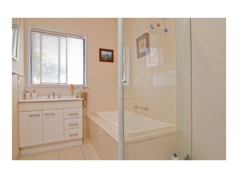 145 Eaglehawk Road, Long Gully VIC 3550