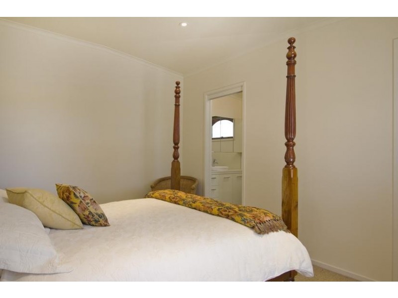 109 Maple Street, Golden Square VIC 3555