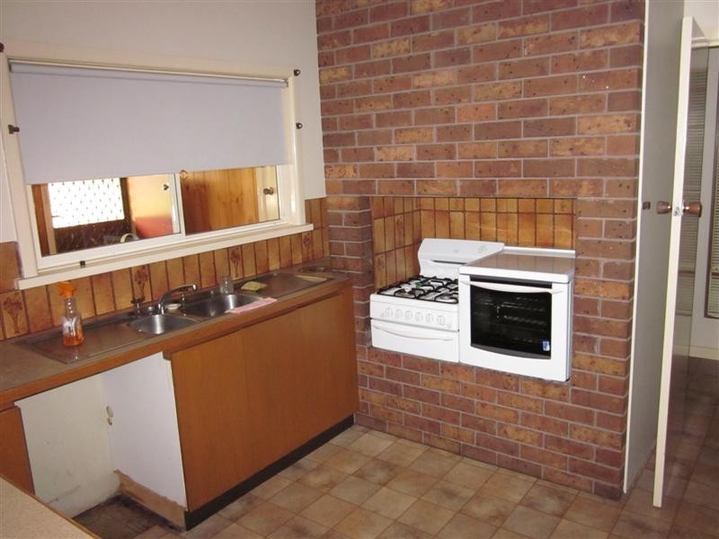 361 High Street, Kangaroo Flat VIC 3555