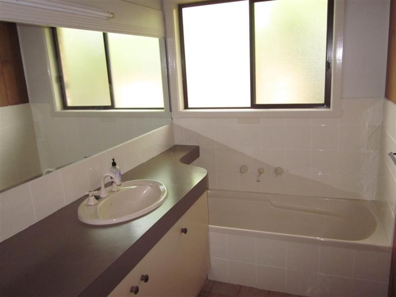 361 High Street, Kangaroo Flat VIC 3555