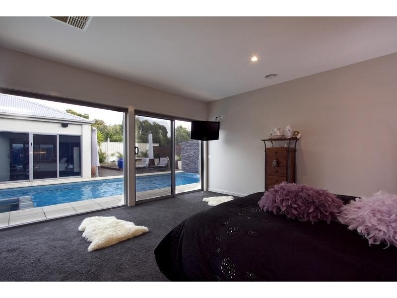 15 Hampshire Place, Strathfieldsaye VIC 3551