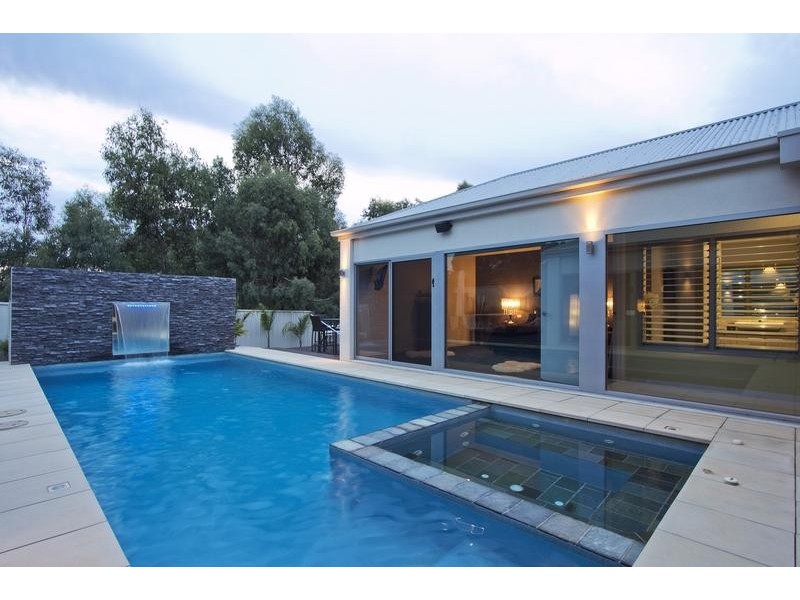 15 Hampshire Place, Strathfieldsaye VIC 3551