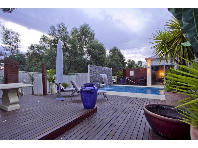 15 Hampshire Place, Strathfieldsaye VIC 3551