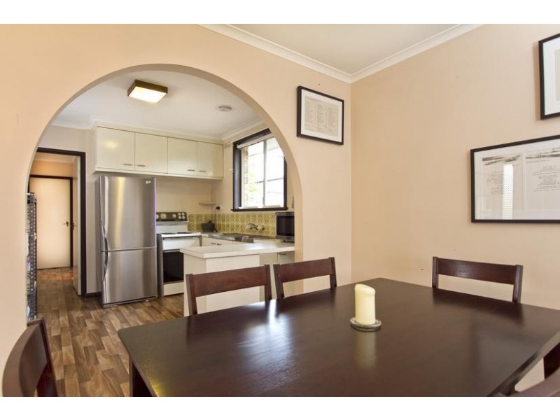 1/105 Neale Street, Flora Hill VIC 3550