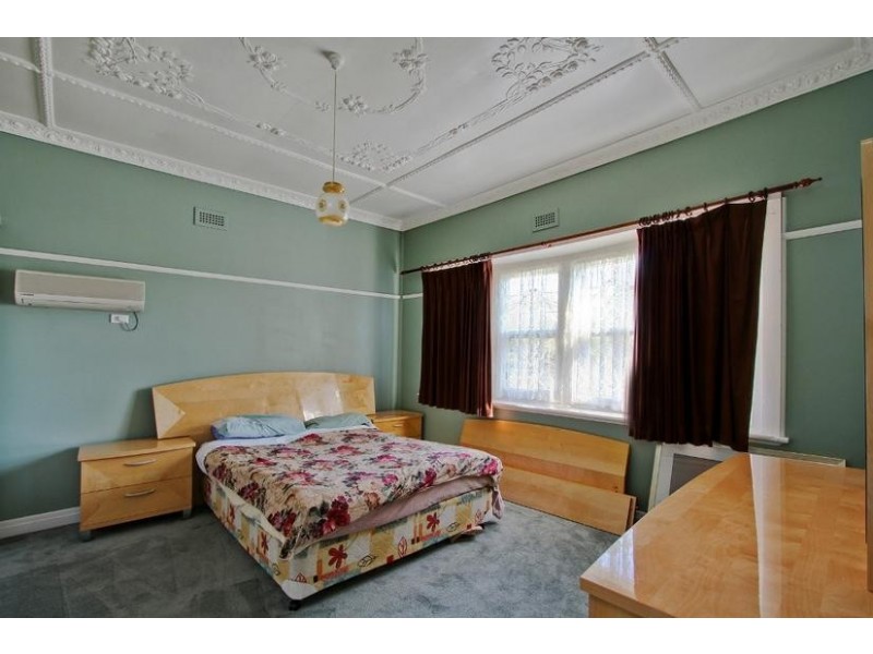 183 High Street, Kangaroo Flat VIC 3555