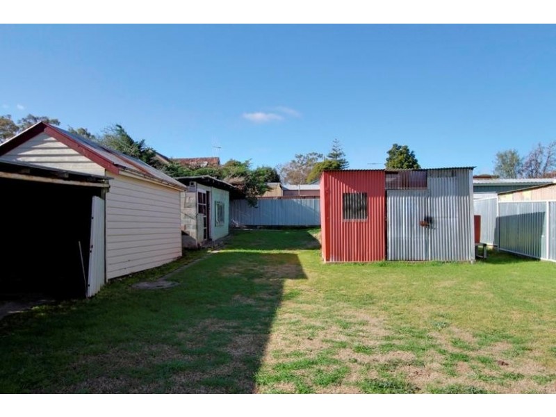 183 High Street, Kangaroo Flat VIC 3555