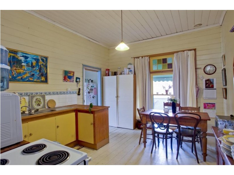 57 Sailors Gully Road, Eaglehawk VIC 3556