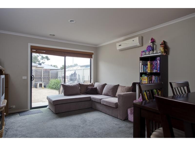 2/4 – 6 Greenview Circuit, Epsom VIC 3551