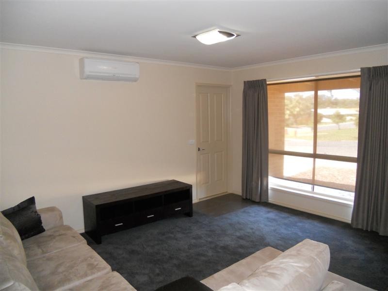 14 Queen Street, Kangaroo Flat VIC 3555