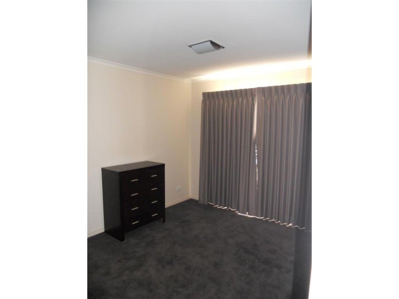 14 Queen Street, Kangaroo Flat VIC 3555