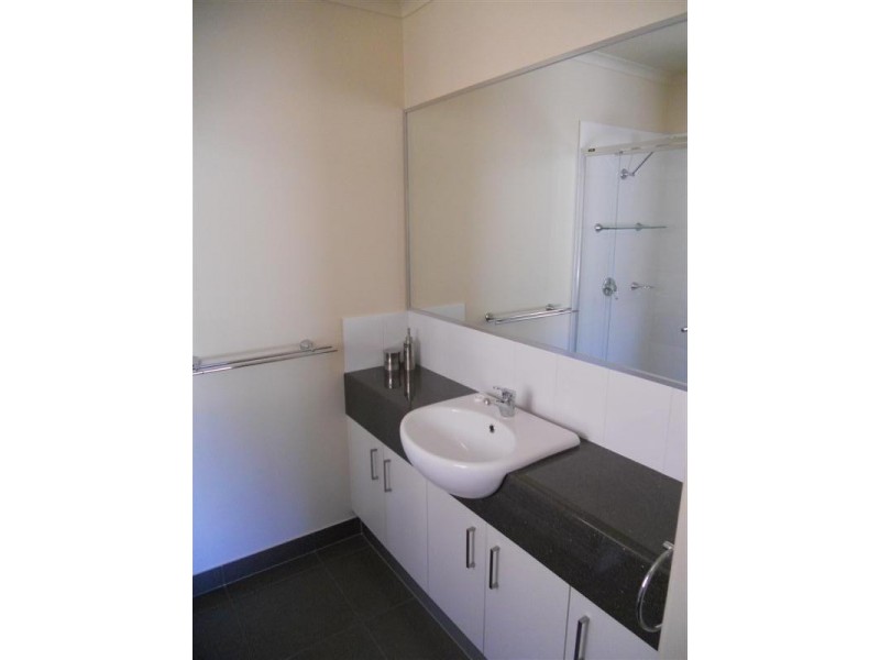 14 Queen Street, Kangaroo Flat VIC 3555