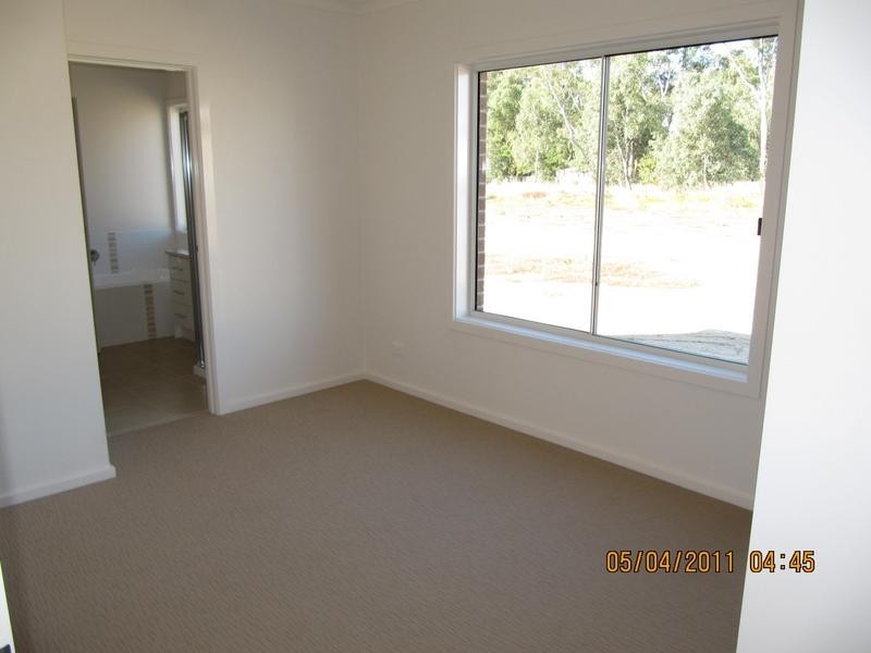 30 Barnett Drive, Kangaroo Flat VIC 3555