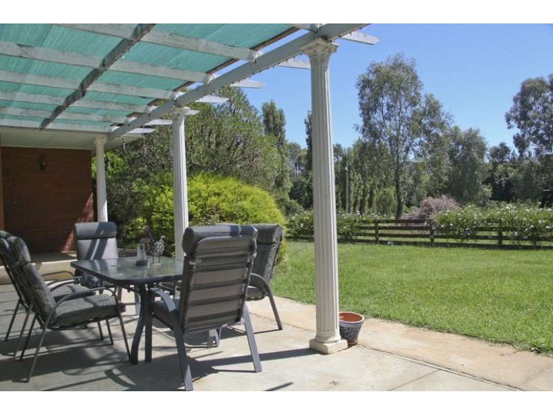 10 Nankervis Road, Mandurang VIC 3551