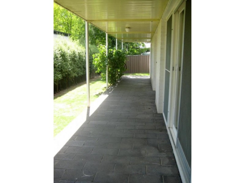 10 Carola Court, Kennington VIC 3550