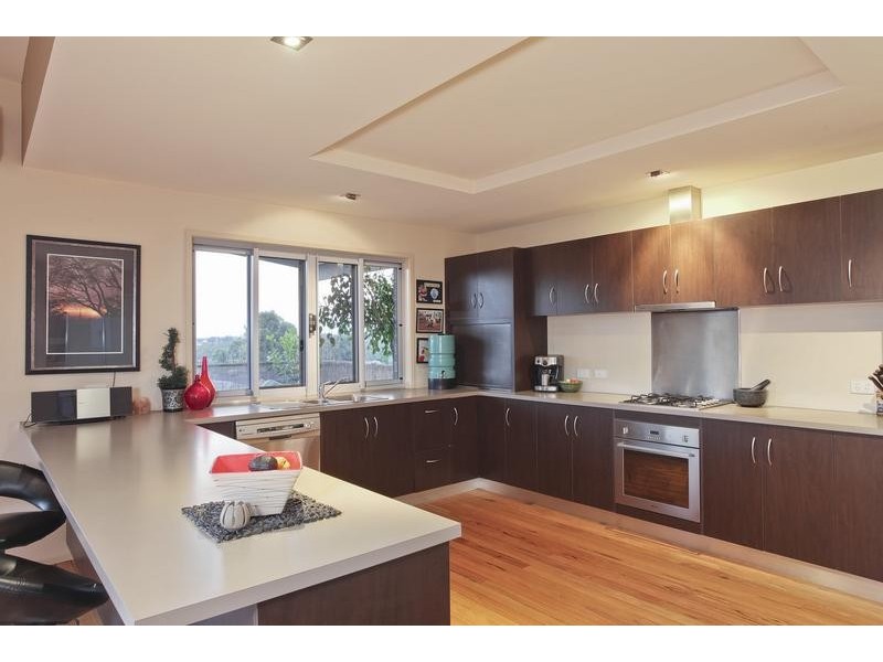 38 Browning Street, Kangaroo Flat VIC 3555