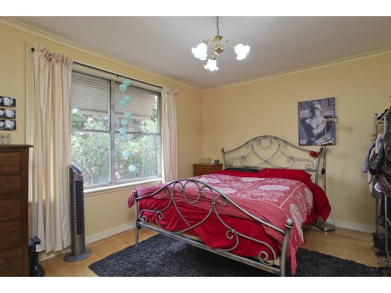 44 Lowndes Street, Kennington VIC 3550