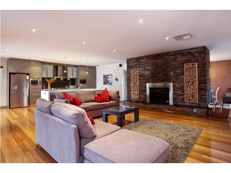 40 Bowles Road, Epsom VIC 3551