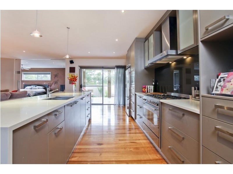 40 Bowles Road, Epsom VIC 3551