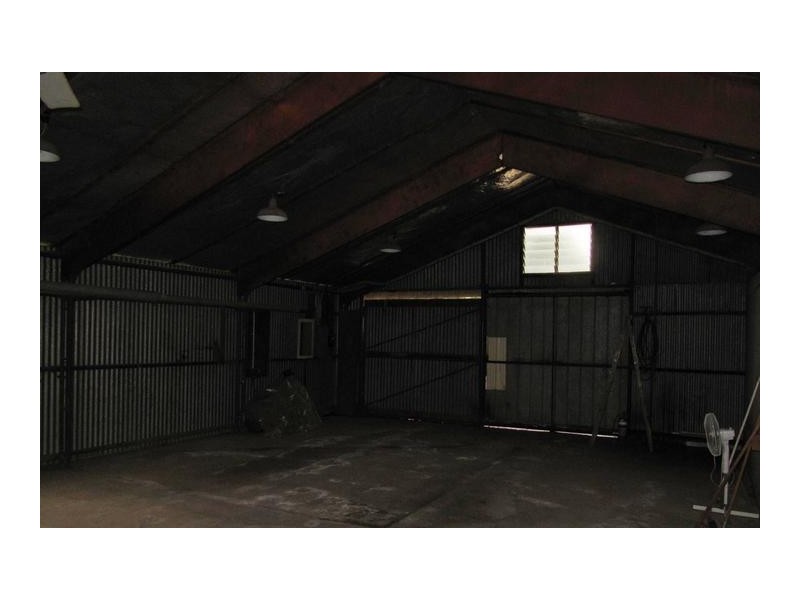 13 & 13A Thorpe Street, Eaglehawk VIC 3556